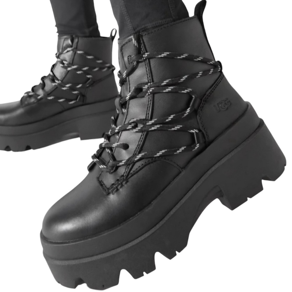UGG Boots Brisbane Leather Ankle Lace Up NWT Black Size 9 Whimsigoth Grunge - Picture 10 of 10